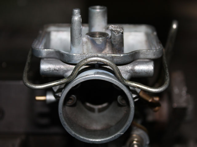 05 Restauracion del soporte de la boya de un carburador